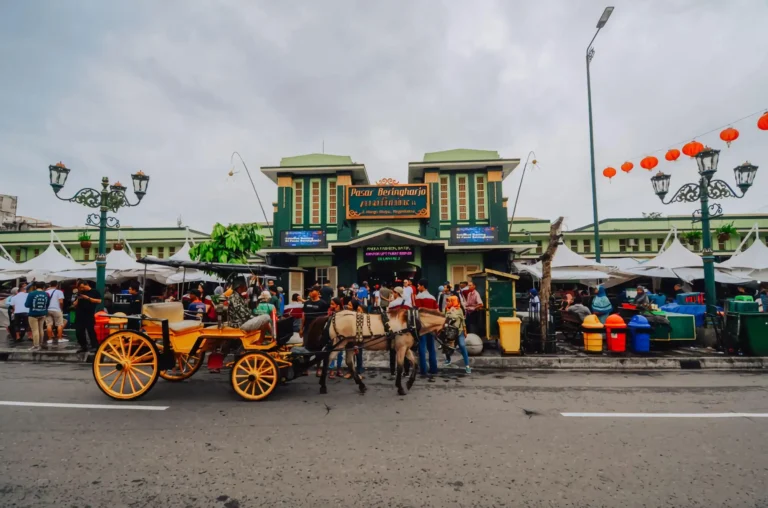 Pasar Beringharjo Yogyakarta